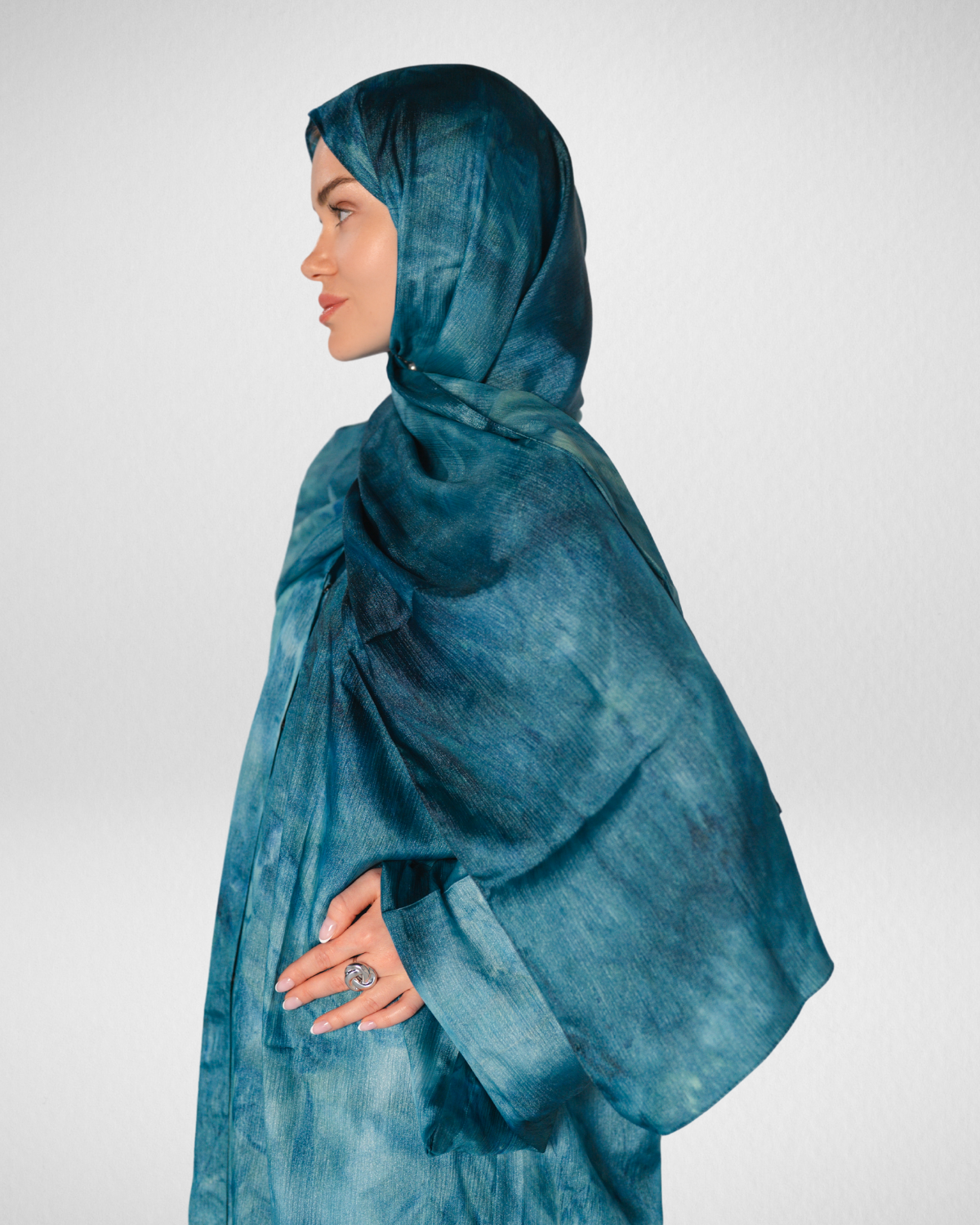 2-Tone Marble Abaya - Bubbles