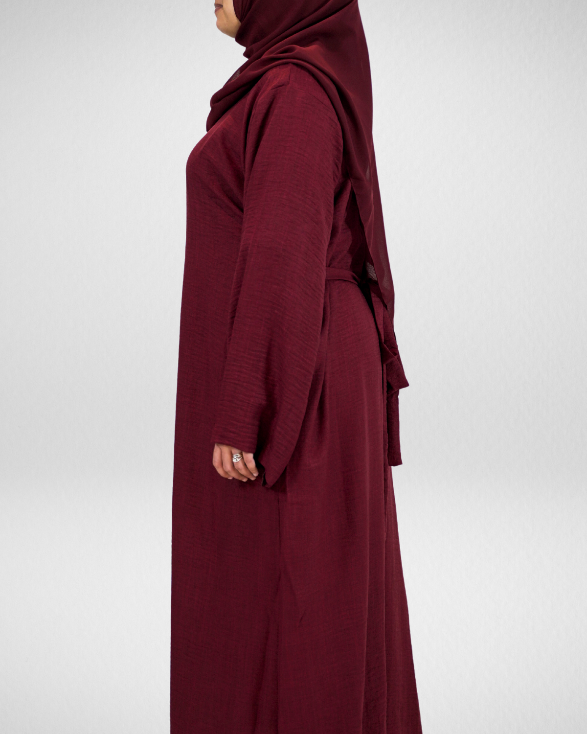 Closed Linen Abaya - Burgundy