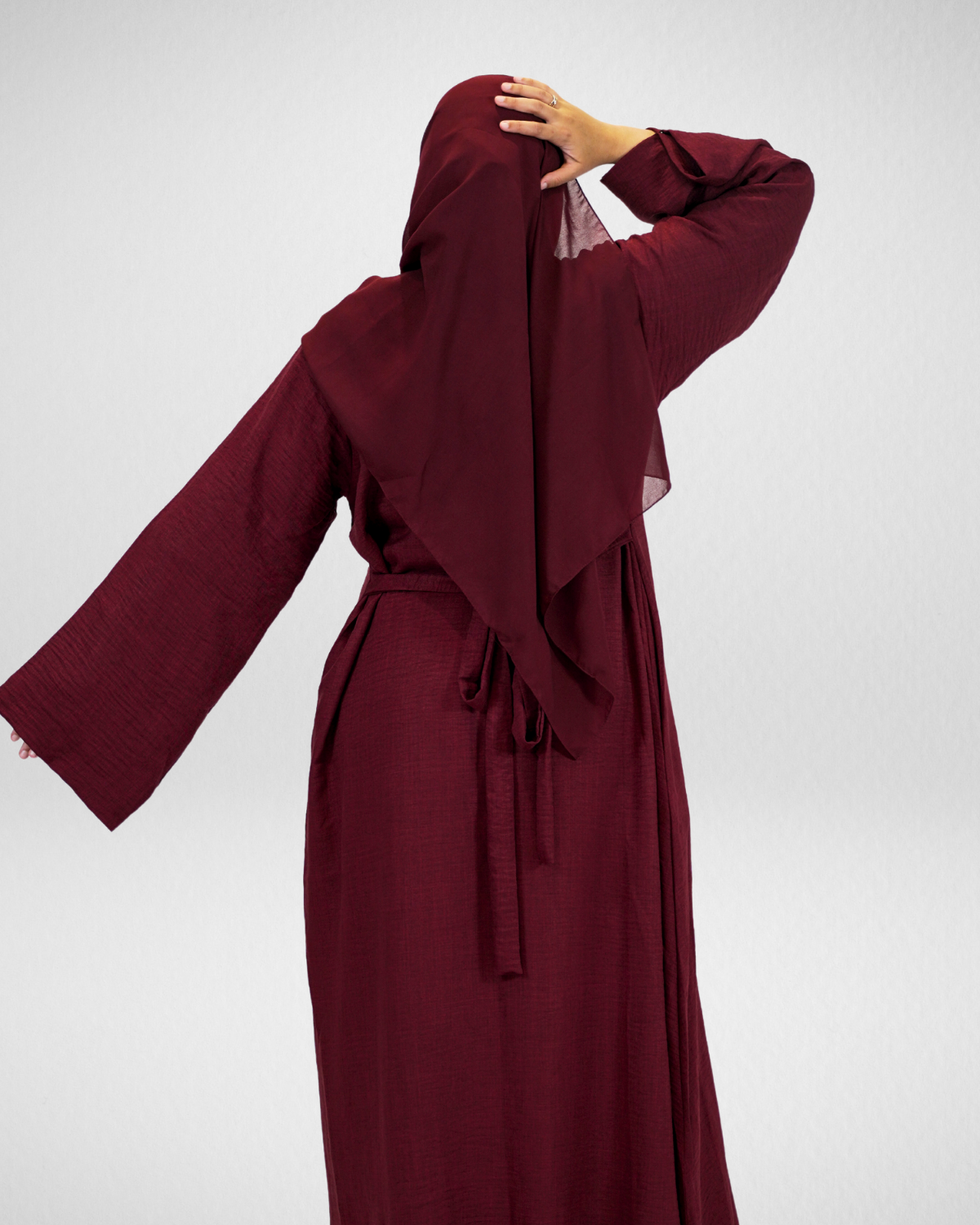 Closed Linen Abaya - Burgundy