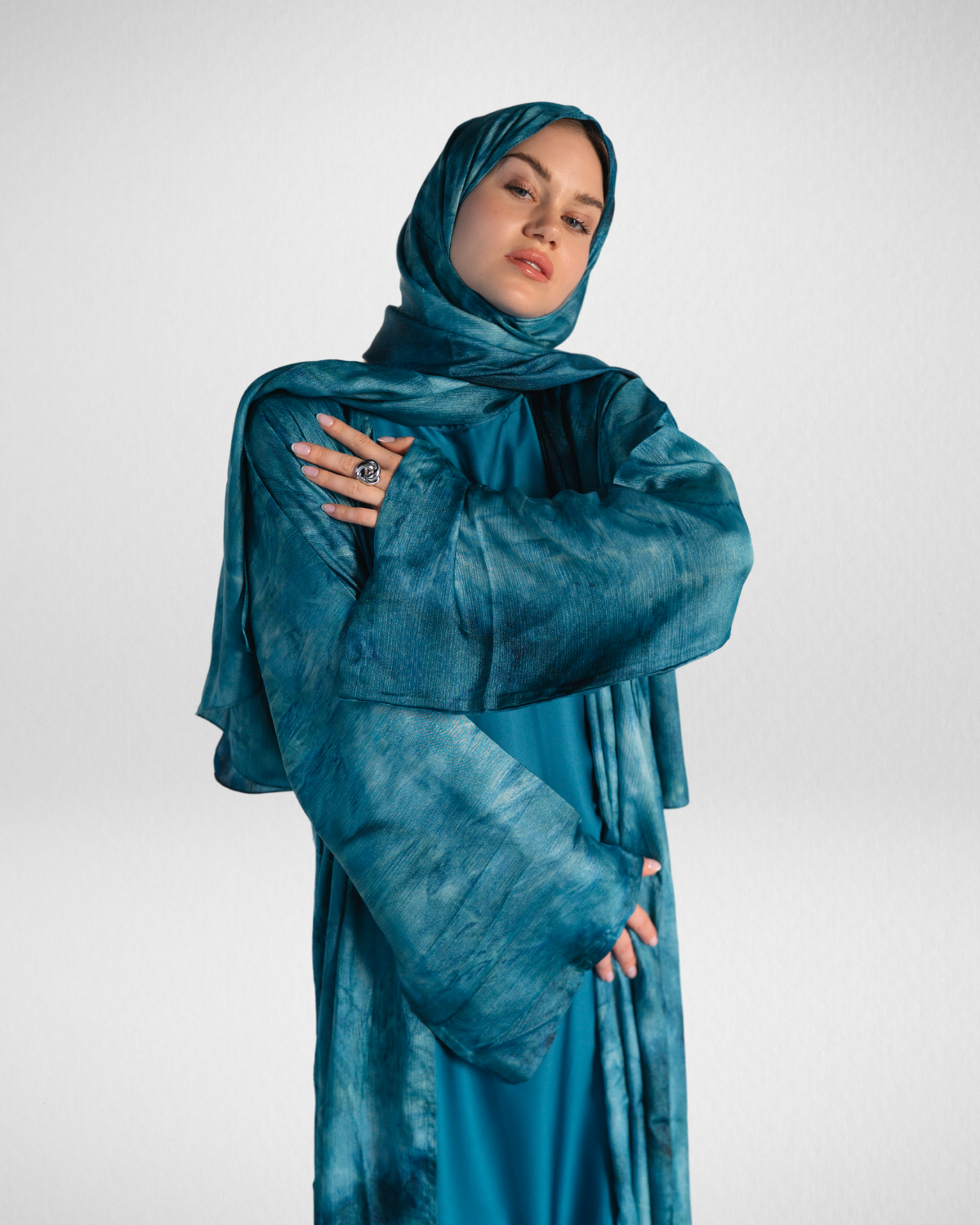 2-Tone Marble Abaya - Bubbles