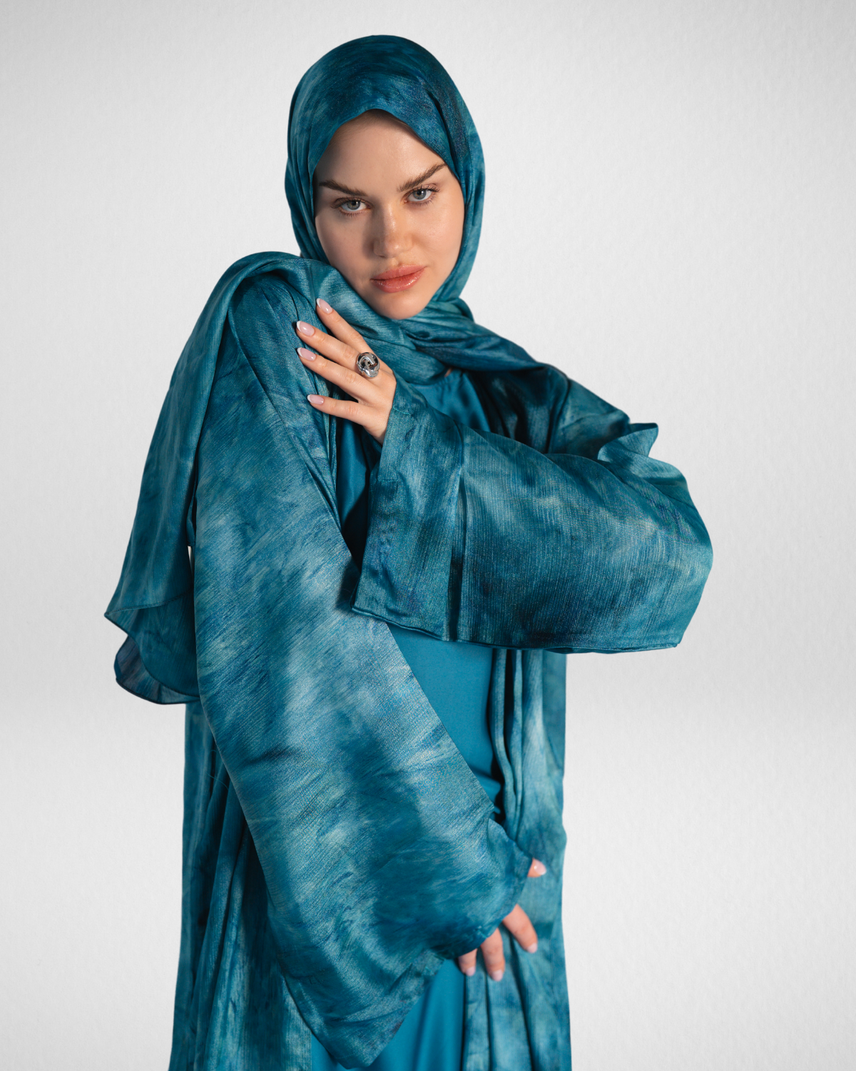 2-Tone Marble Abaya - Bubbles